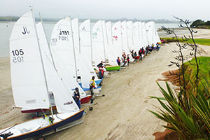 Clarks Beach Yacht Club, Yachts on the beach